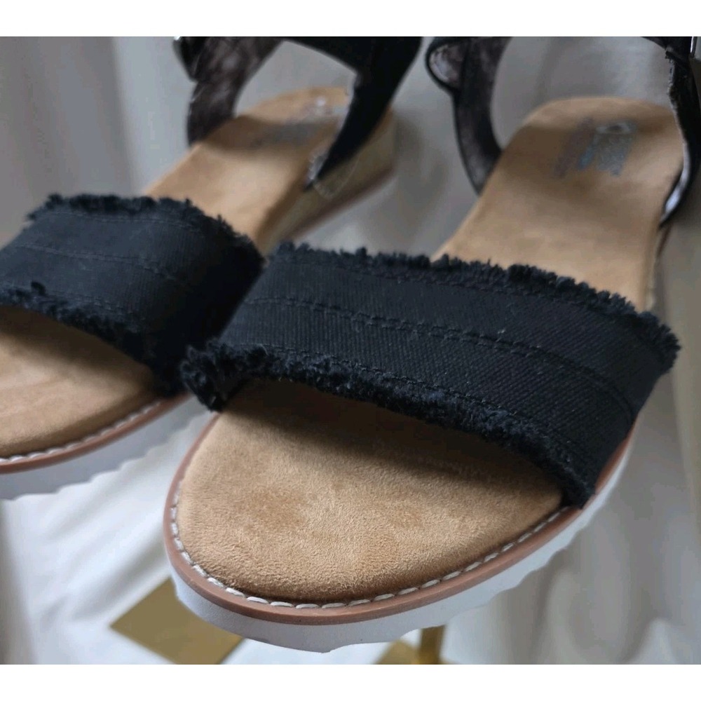 Skechers BOBS Desert Kiss Black Strappy Memory Fm Wedge Sandals Wms Size 11 NWT - Picture 5 of 16